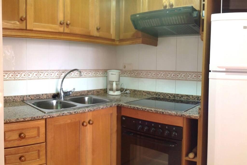 Apartamento Vacaciones En Gemelos 22 بينايدورم المظهر الخارجي الصورة
